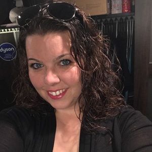 Meet your Posher, Candice